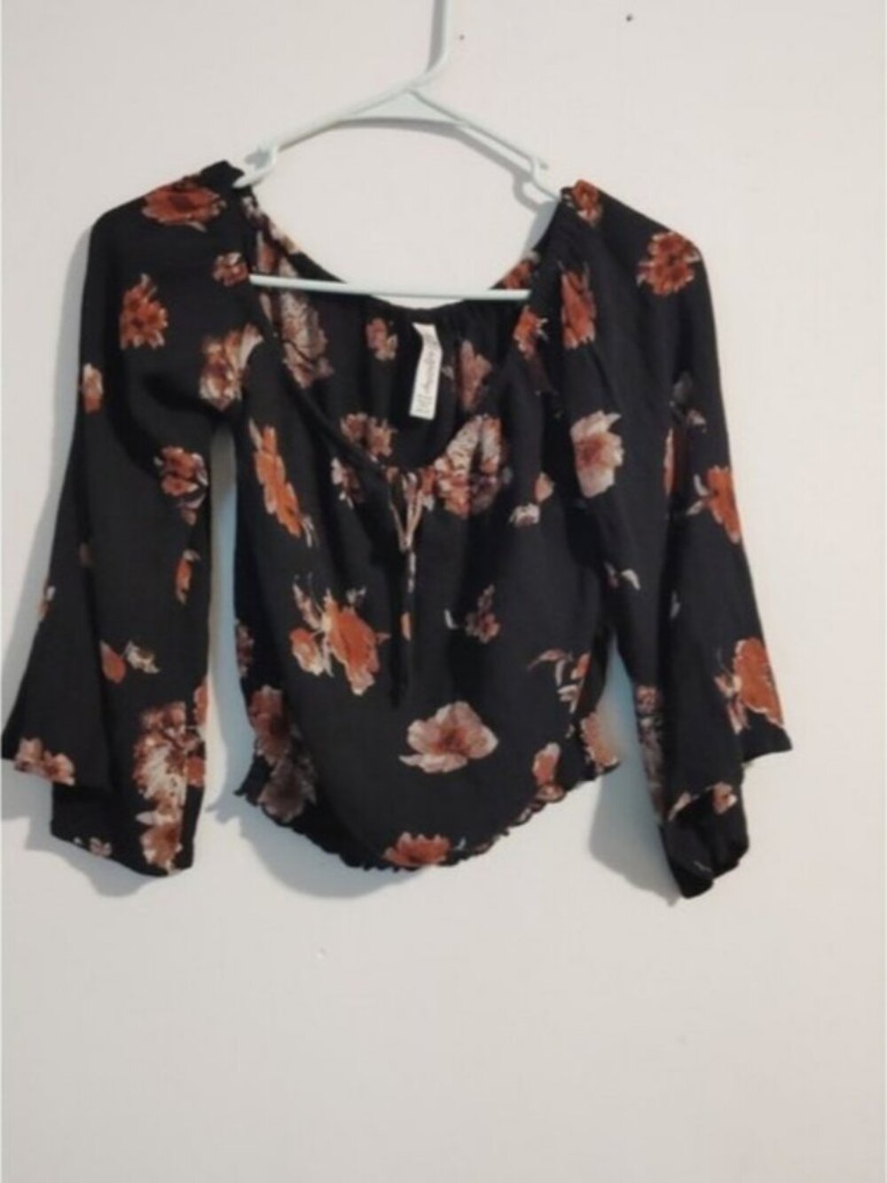 American Rag Women's Floral Black Orange Bell Sleeve Crop Blouse Size XS